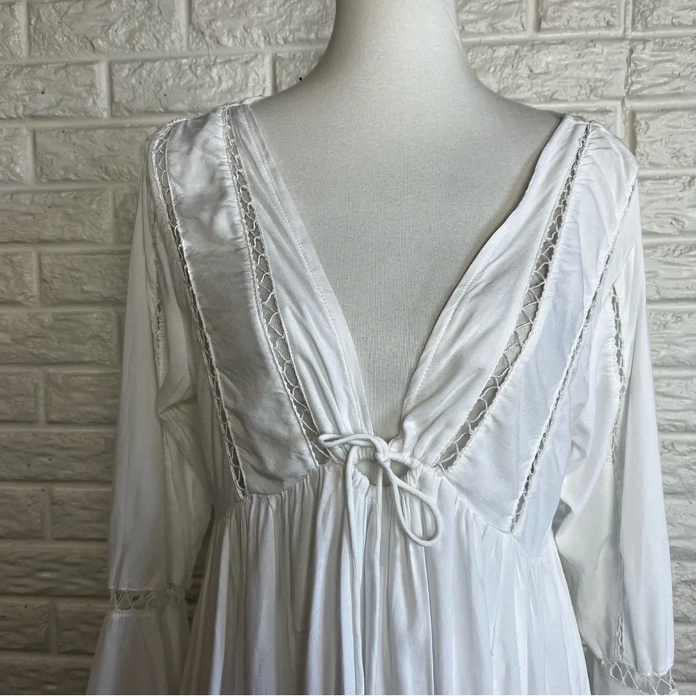 VENUS brand women
